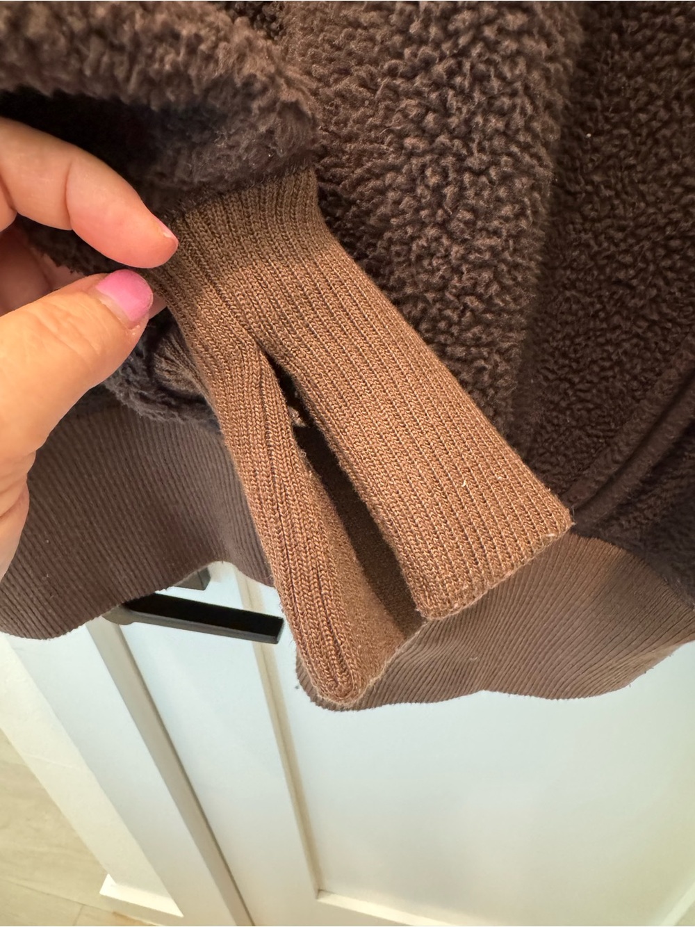 We The Free Plush Sherpa Pullover in Chocolate Brown XL - Picture 4 of 4